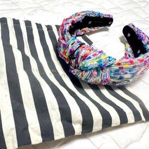 NWT with dustbag Lele Sadoughi silver metallic confetti knotted headband 🌈